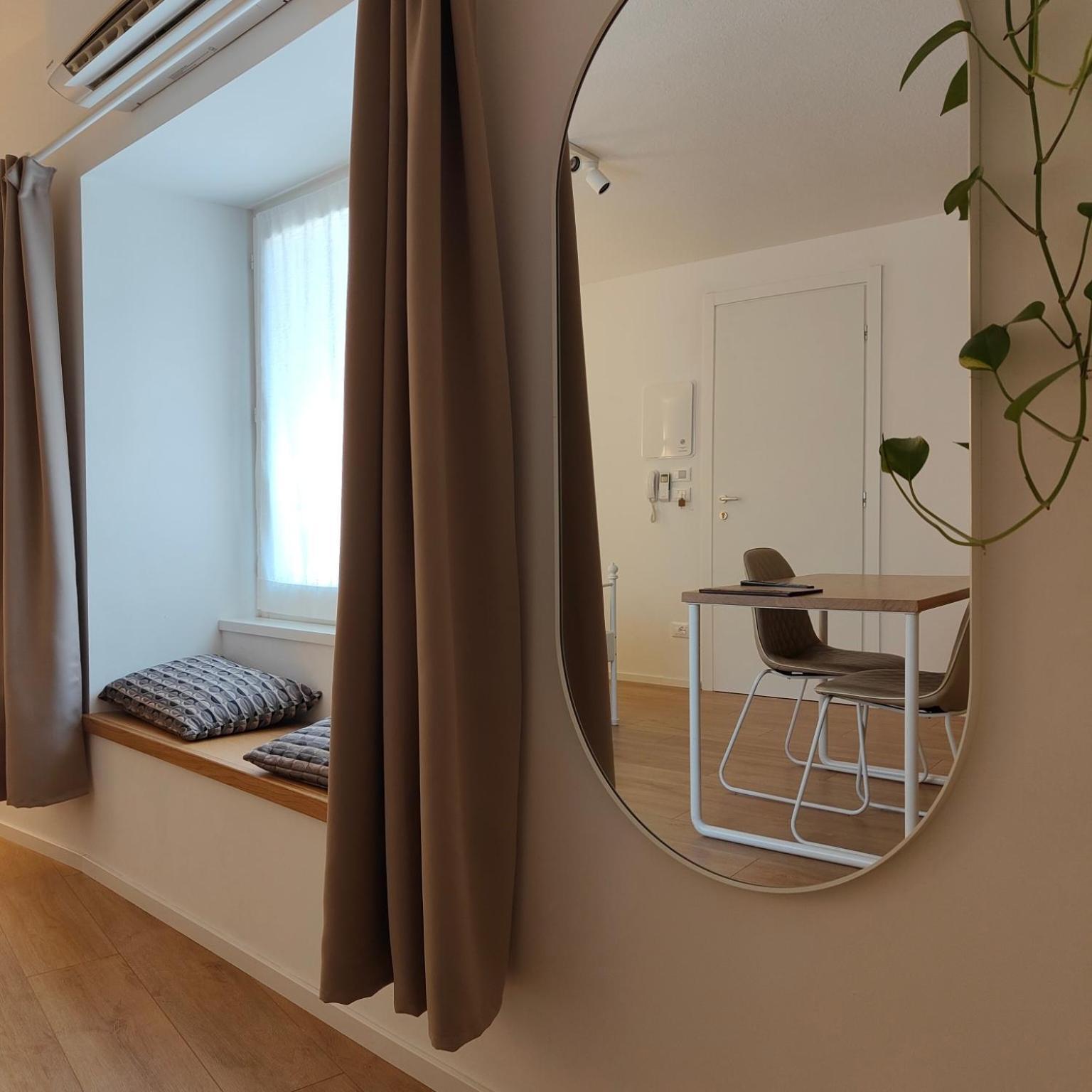 Borgo Di Ponte Holiday Apartments & Rooms ชิวีดาเล เดล ฟรีอูลี ภายนอก รูปภาพ